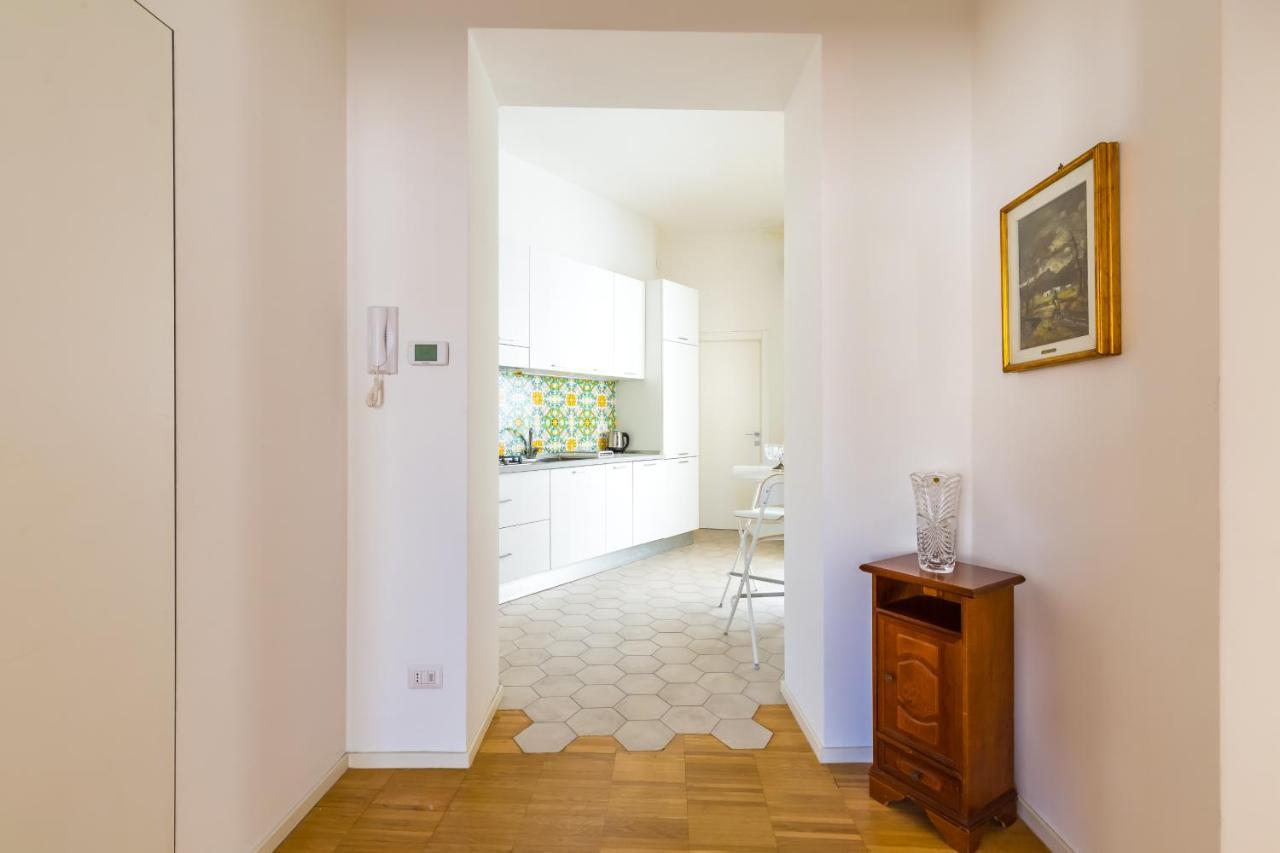 Nova Stylish House In Center By Napoliapartments Exterior foto